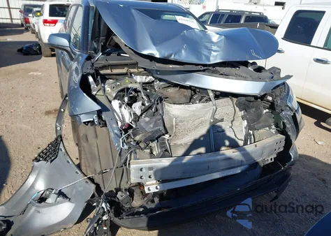 2023 Toyota Highlander Xle z USA, uszkodzony, nr VIN 5TDKDRAH2PS036821